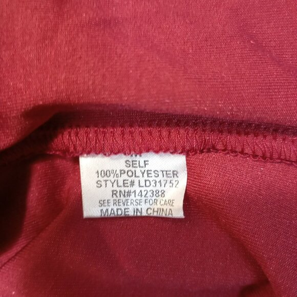 Burgundy Off-Shoulder Velvet Mini Dress With Gold Zipper Front By Essue Size M - Picture 5 of 8